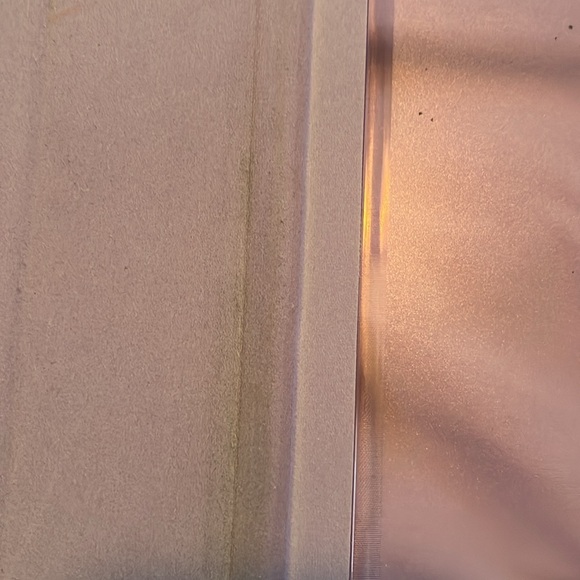 Apple iPad mini 2 with purple case and charging cable - Picture 5 of 7